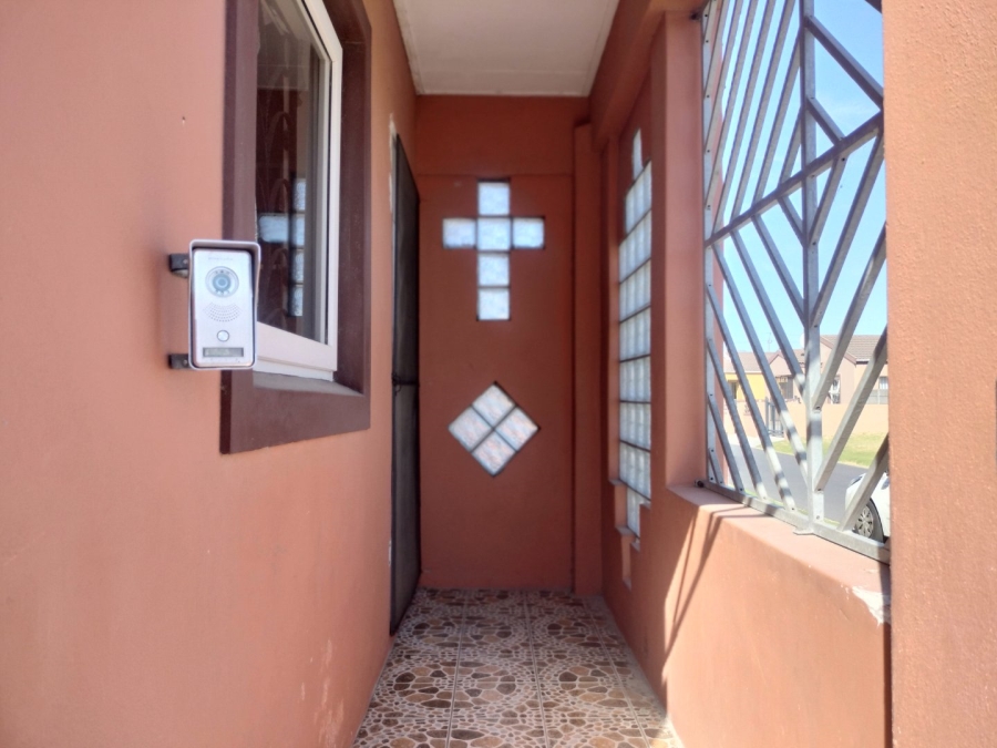  Bedroom Property for Sale in Silwood Heights Western Cape